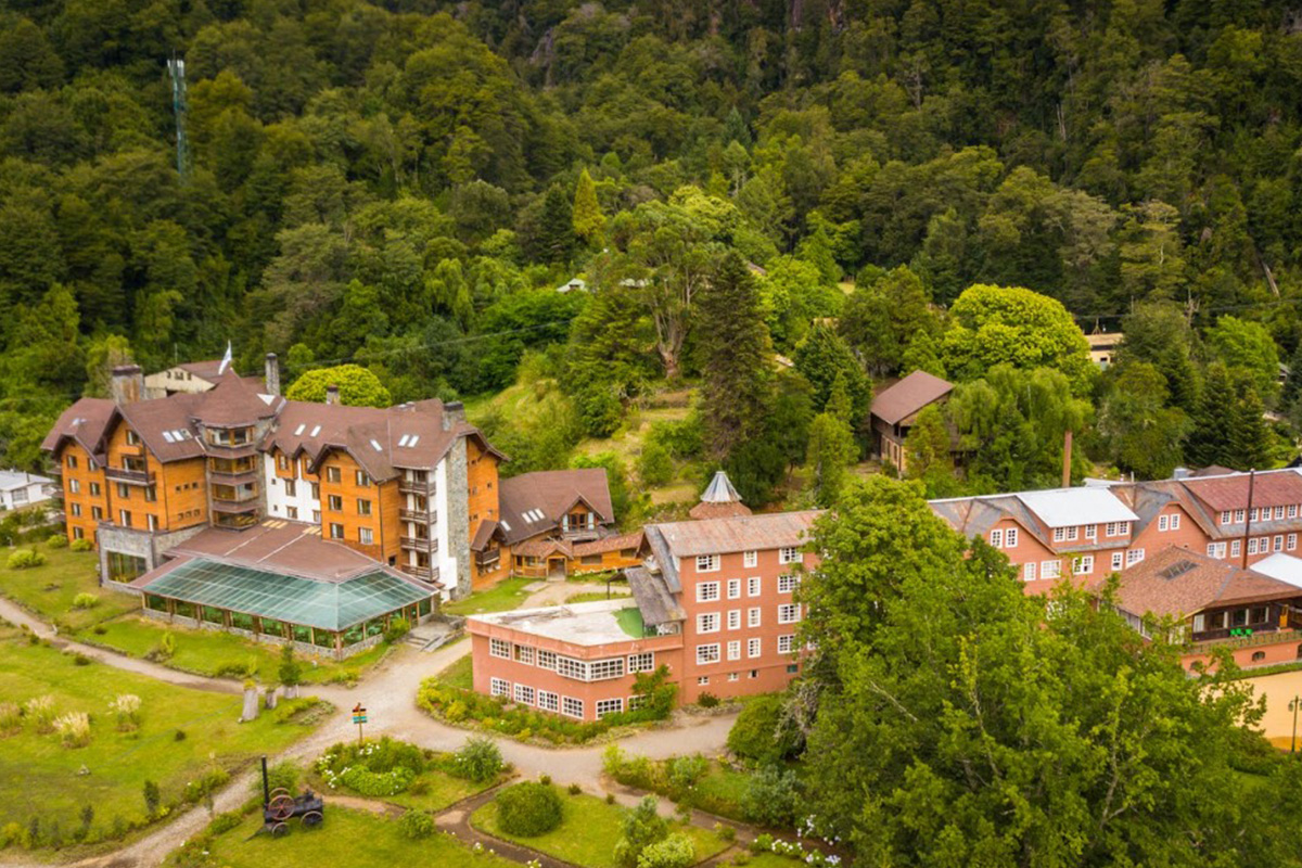 Lago de Todos los Santos y Villa Peulla - Imagen 3