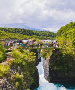 Alternative view of Volcán Osorno & Saltos de Petrohué